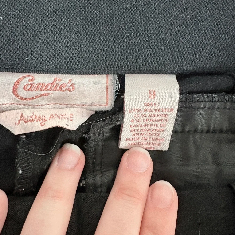 Candie's Black Ankle Pants - Picture 3 of 3